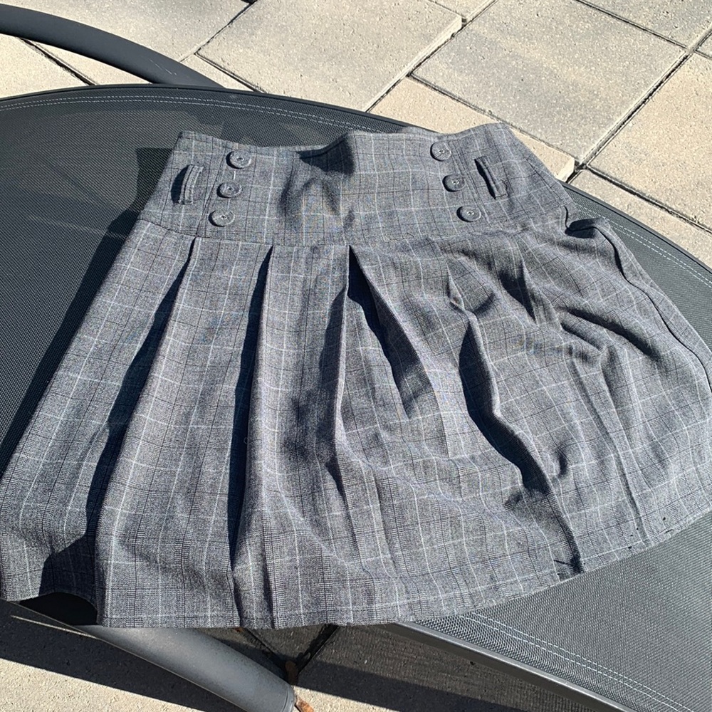 Pleated school skirt
